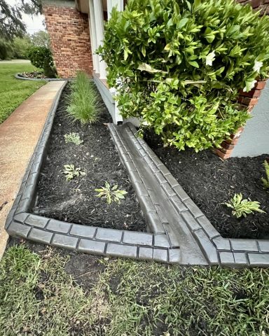 Long Framed Splash Block